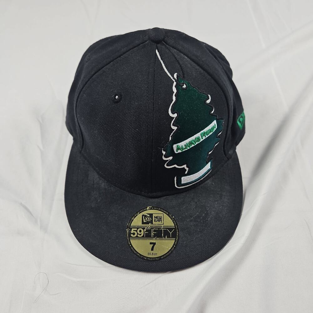 Mens 7 Little Trees Always Fresh 59FIFTY Fitted Hat Black Green by New Era